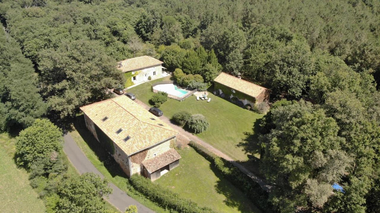 Gîte 4 personnes situé aux portes du Périgord Saint-Adjutory Extérieur photo